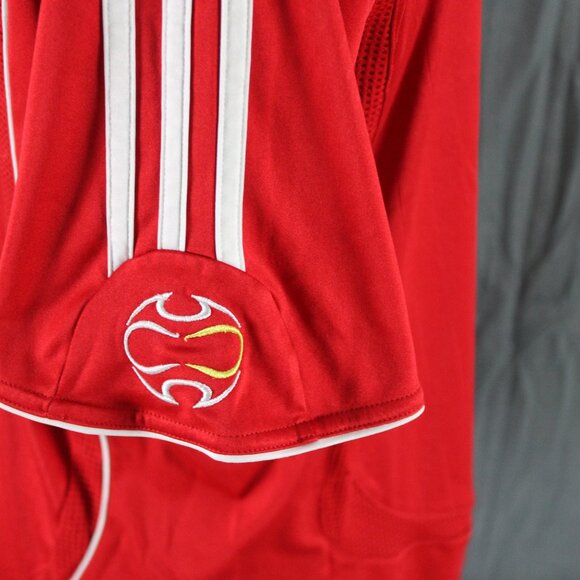 Liverpool FC Jersey (Retro) - 2006 Home Jersey by Adidas - Men's Large - Picture 6 of 10